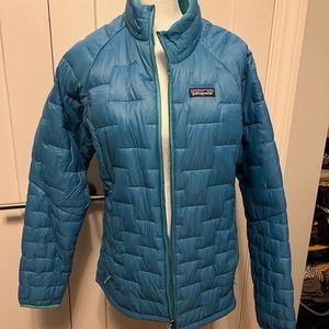 Patagonia NanoPuff size medium blue jacket